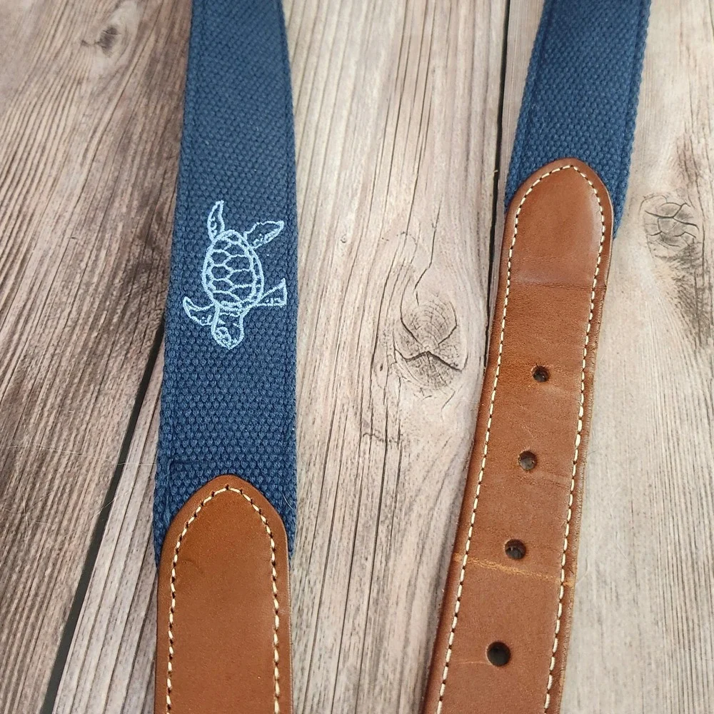 Vineyard Vines Mens Navy Blue Sea Turtle Canvas Leather Club Belt Size 40 Preppy